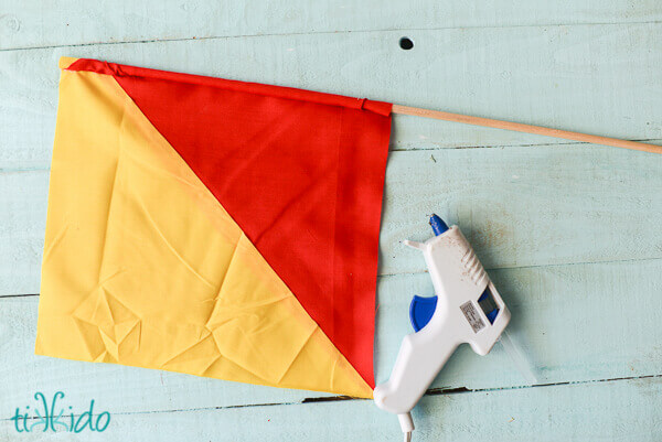Easy Semaphore Flag Tutorial | Tikkido.com